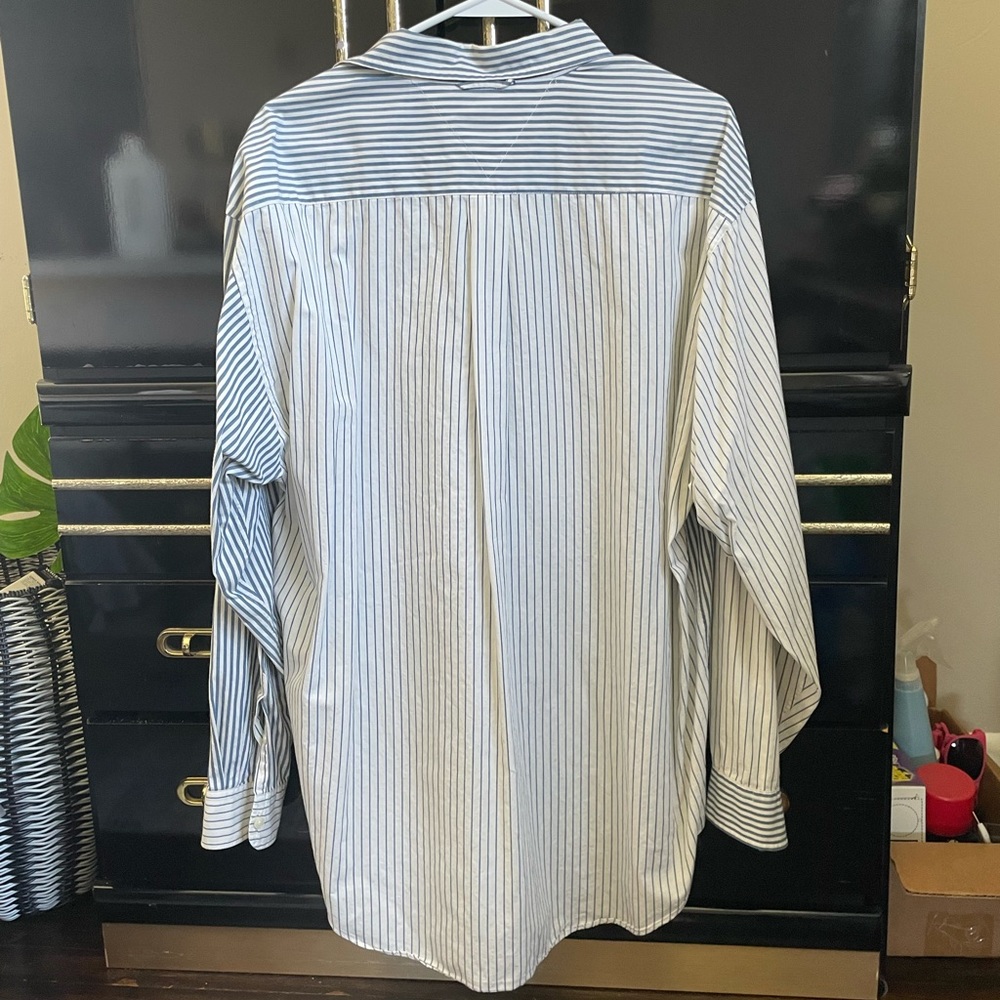 Tommy Hilfiger Dual Stripe Pattern Button Down - image 2